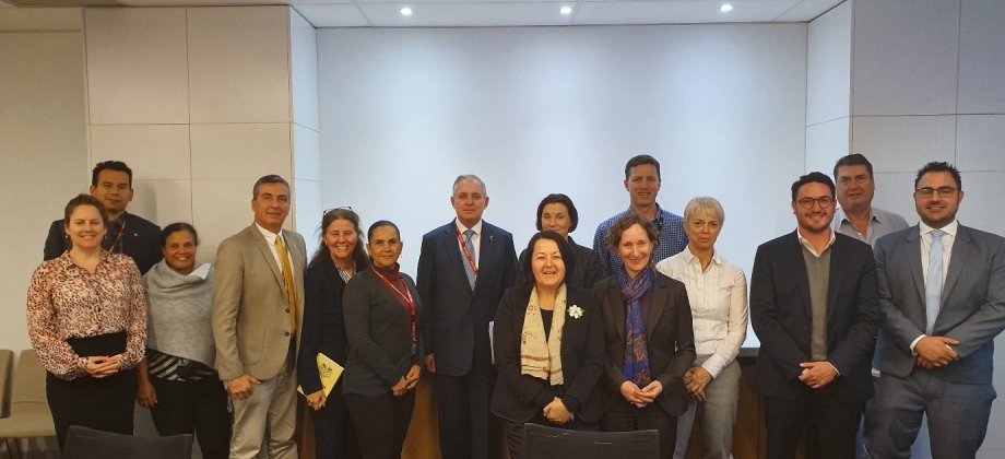 El ICA y Ceniflores visitaron la Embajada de Colombia en Australia para fortalecer el comercio