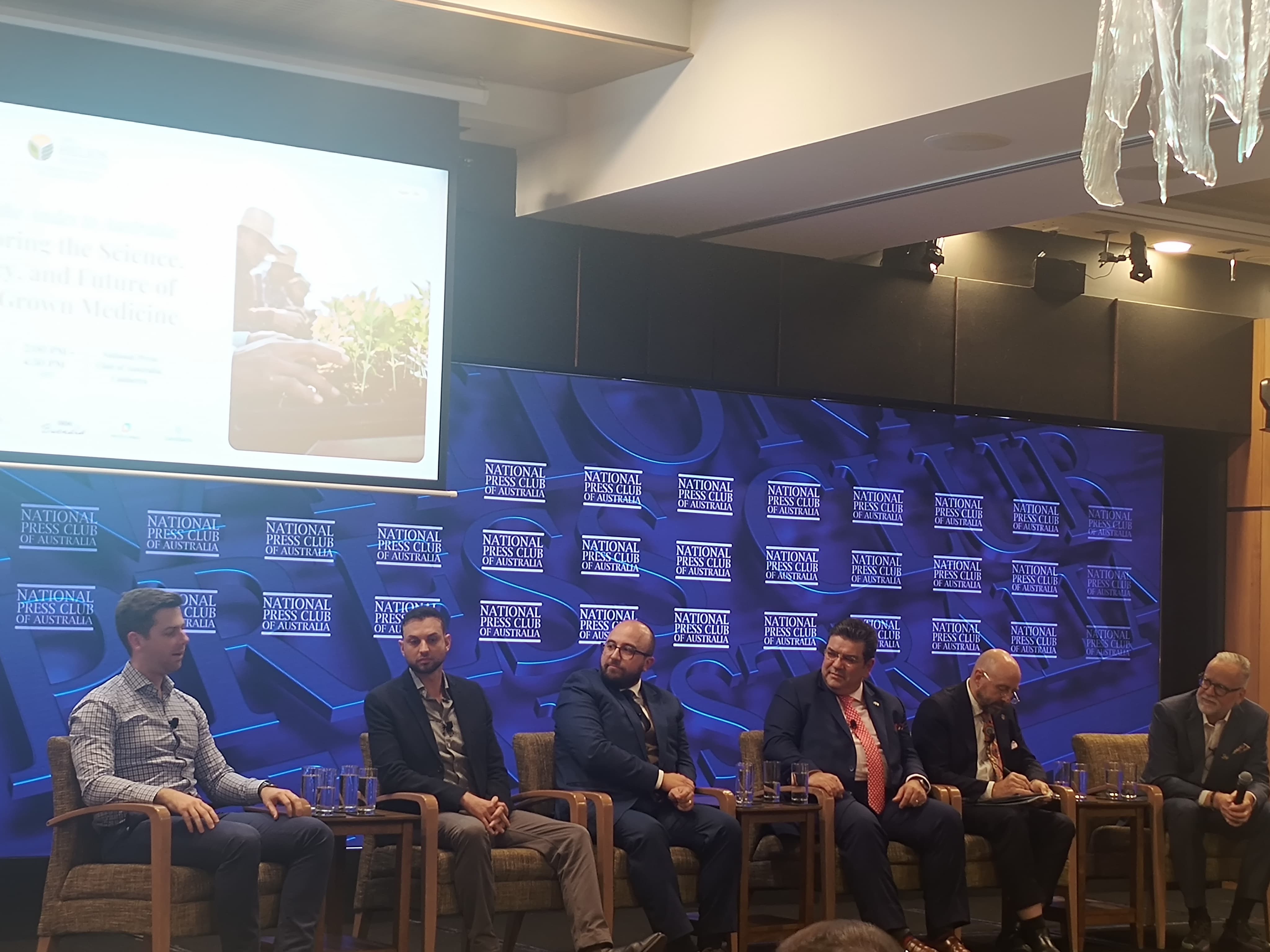 Embajada de Colombia apoya la industria nacional del cannabis medicinal en Australia
