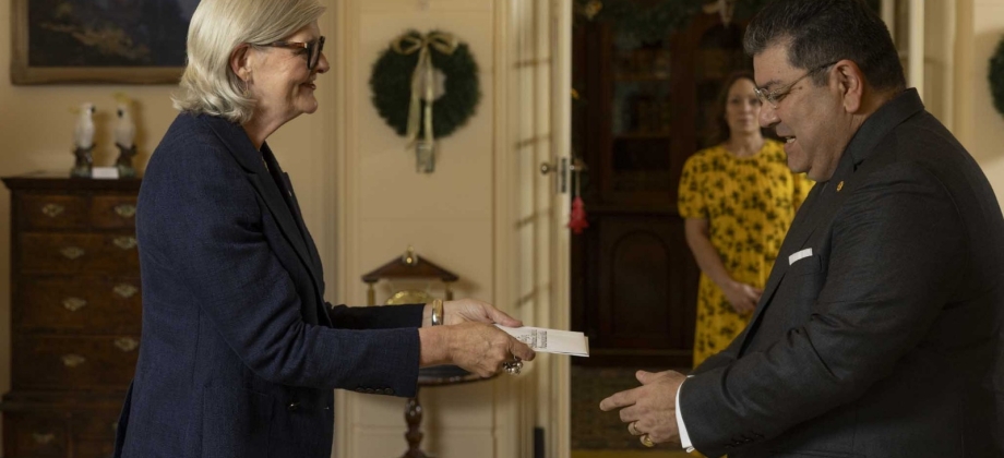 Presentación de cartas credenciales del Embajador Diego Felipe Cadena Montenegro  