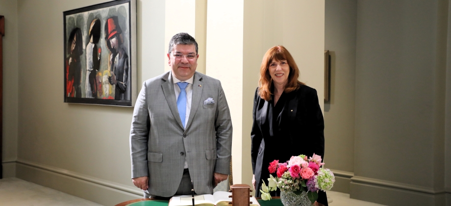 Embajador de Colombia realiza visita oficial al Estado de Victoria