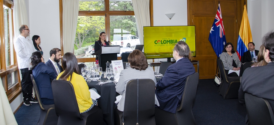 Chef colombiano Manuel Martínez presentó platos de cocina tradicional en Australia, Canberra