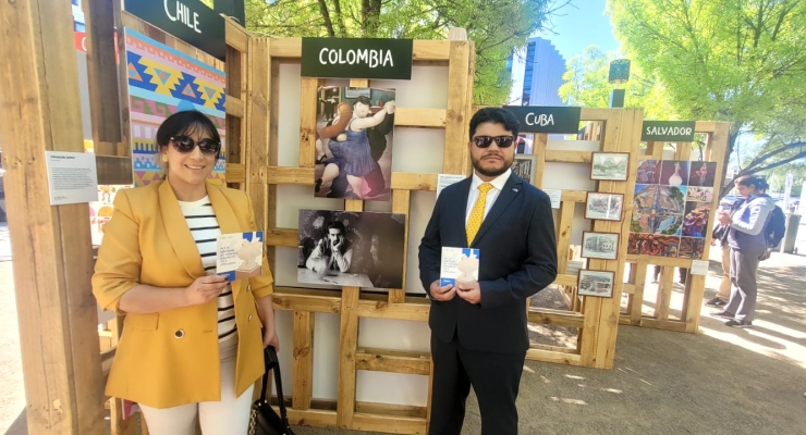 La embajada de Colombia rindió homenaje póstumo al maestro Fernando Botero en la galería a cielo abierto de la plaza latinoamericana de Canberra